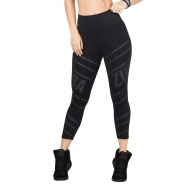 ZUMBA All That Glitters Is Zumba Highwaisted Crop Legging - ČIERNE - 49,95 €